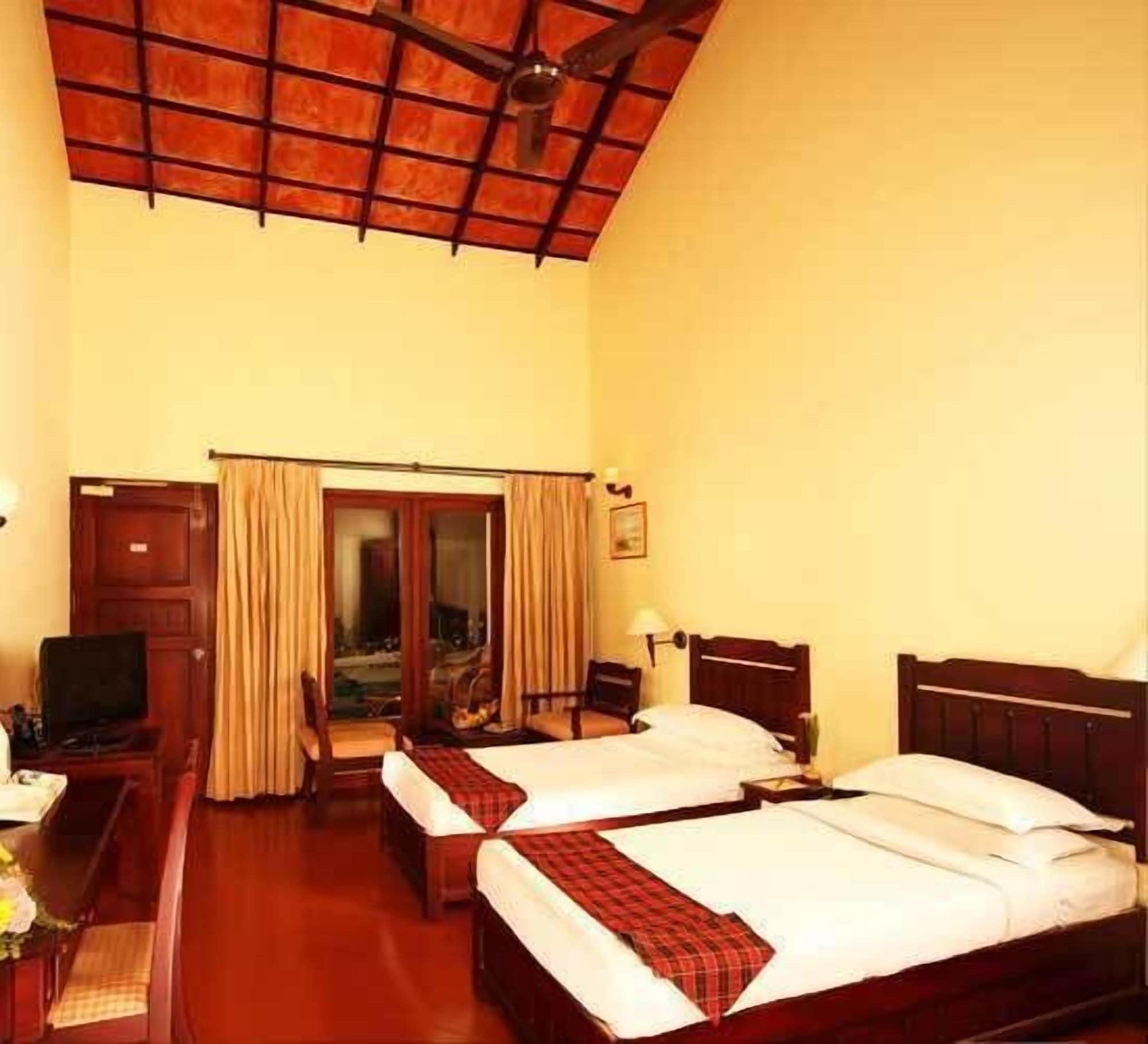 Abad Whispering Palms Hotel Kumarakom Ngoại thất bức ảnh