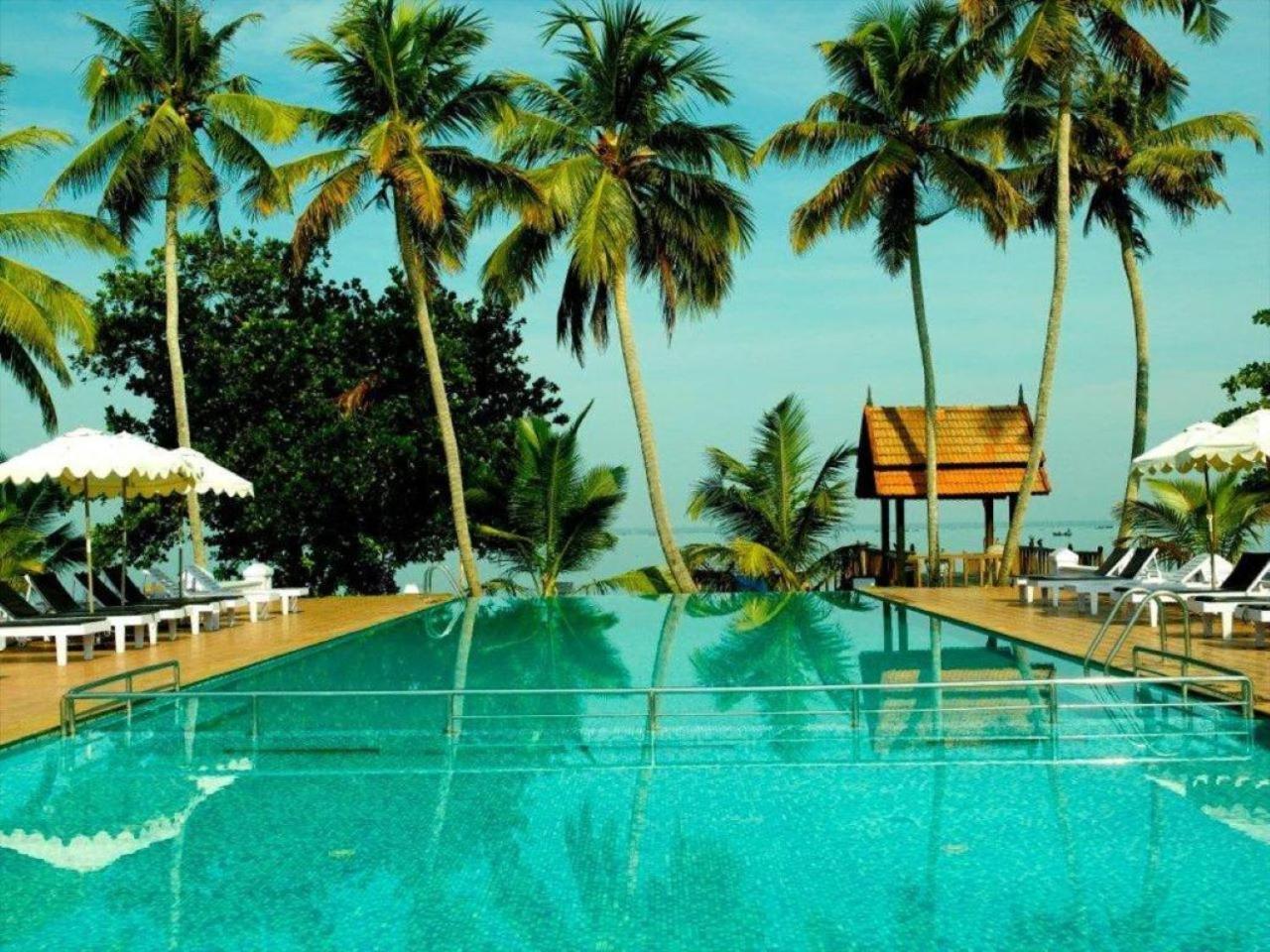 Abad Whispering Palms Hotel Kumarakom Ngoại thất bức ảnh