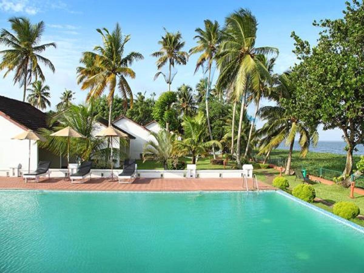 Abad Whispering Palms Hotel Kumarakom Ngoại thất bức ảnh